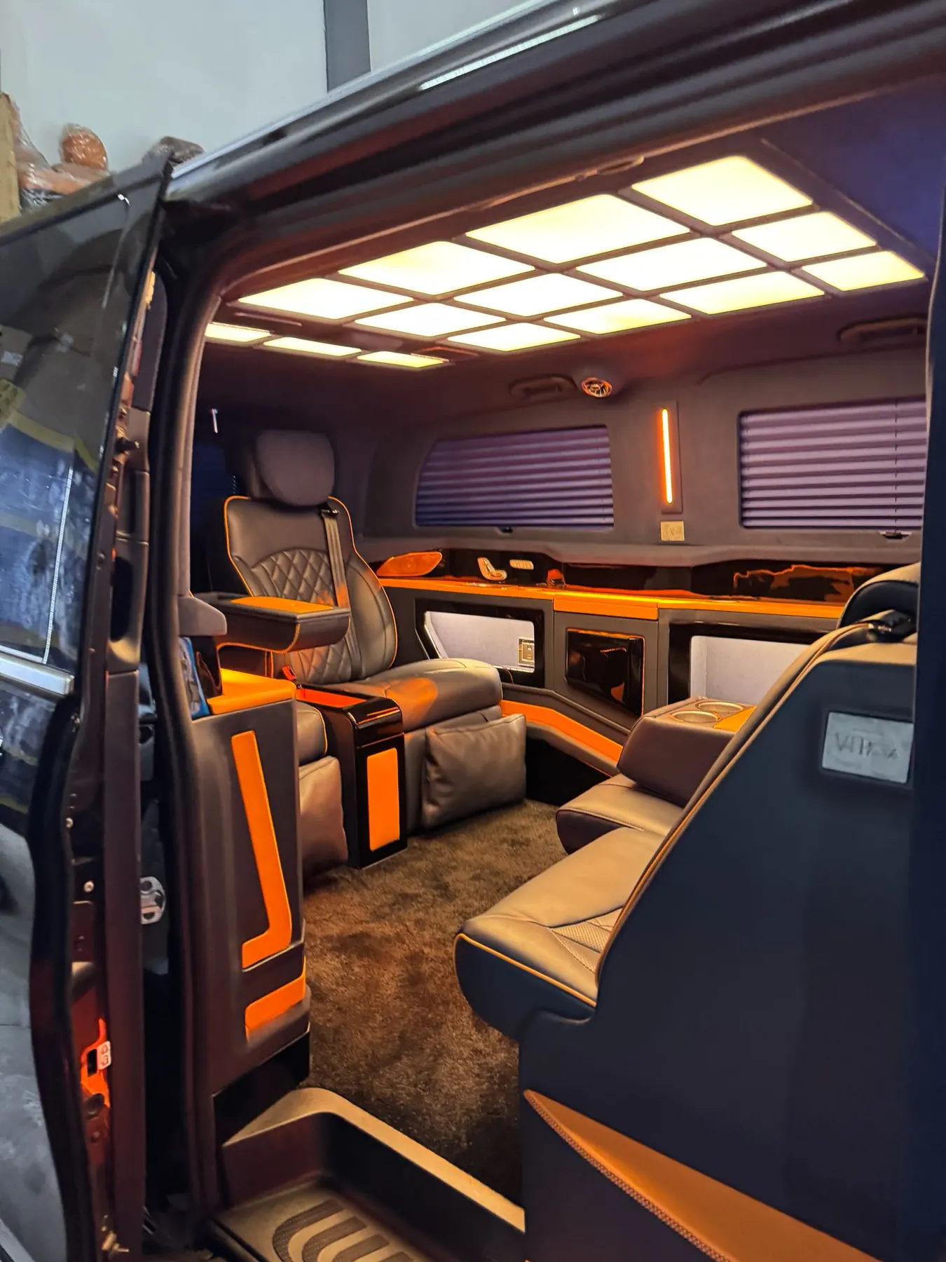 Aménagement intérieur VIP — réalisation 33