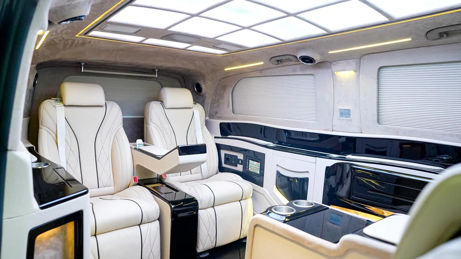Aménagement intérieur VIP — réalisation 53